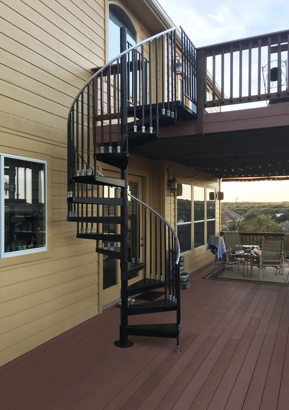 CODE-Exterior2